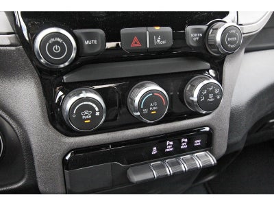 2026 RAM 1500 Express 4x2 Crew Cab 5'7" Box