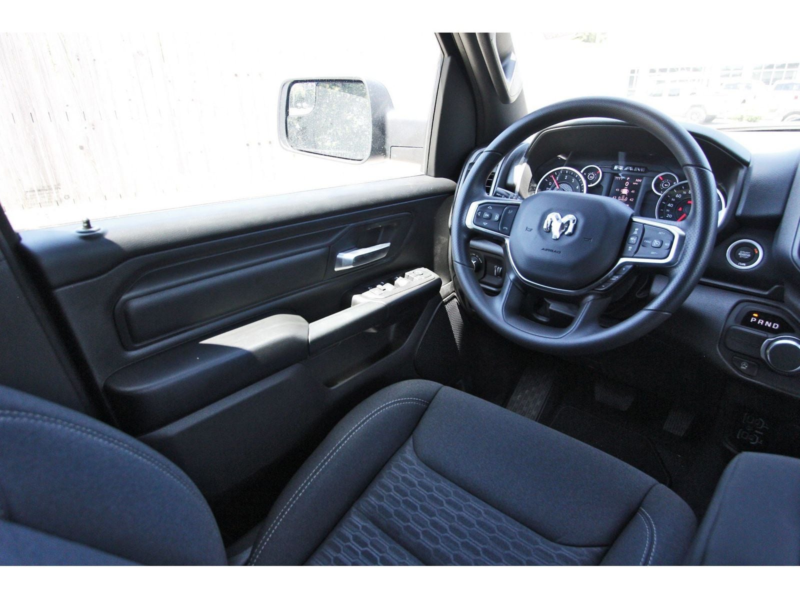 2026 RAM 1500 Express 4x2 Crew Cab 5'7" Box