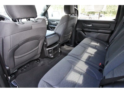 2026 RAM 1500 Express 4x2 Crew Cab 5'7" Box