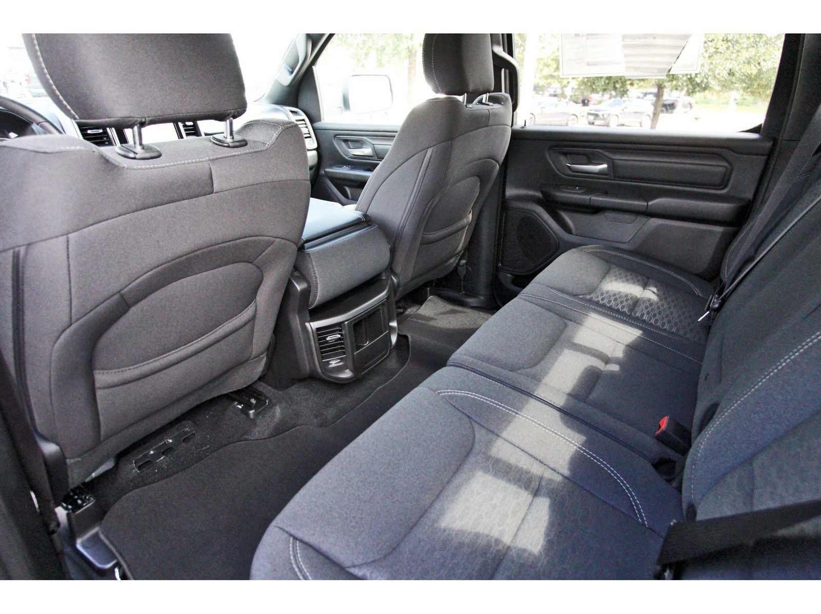 2026 RAM 1500 Express 4x2 Crew Cab 5'7" Box