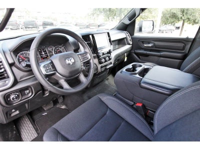 2026 RAM 1500 Express 4x2 Crew Cab 5'7" Box