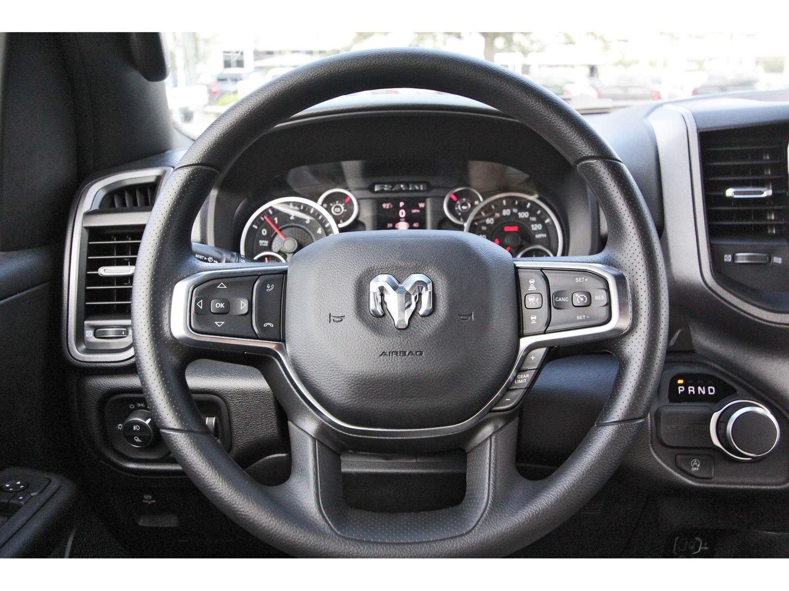 2026 RAM 1500 Express 4x2 Crew Cab 5'7" Box