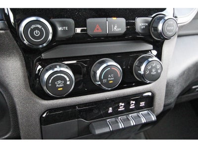 2026 RAM 1500 Express 4x2 Crew Cab 5'7" Box