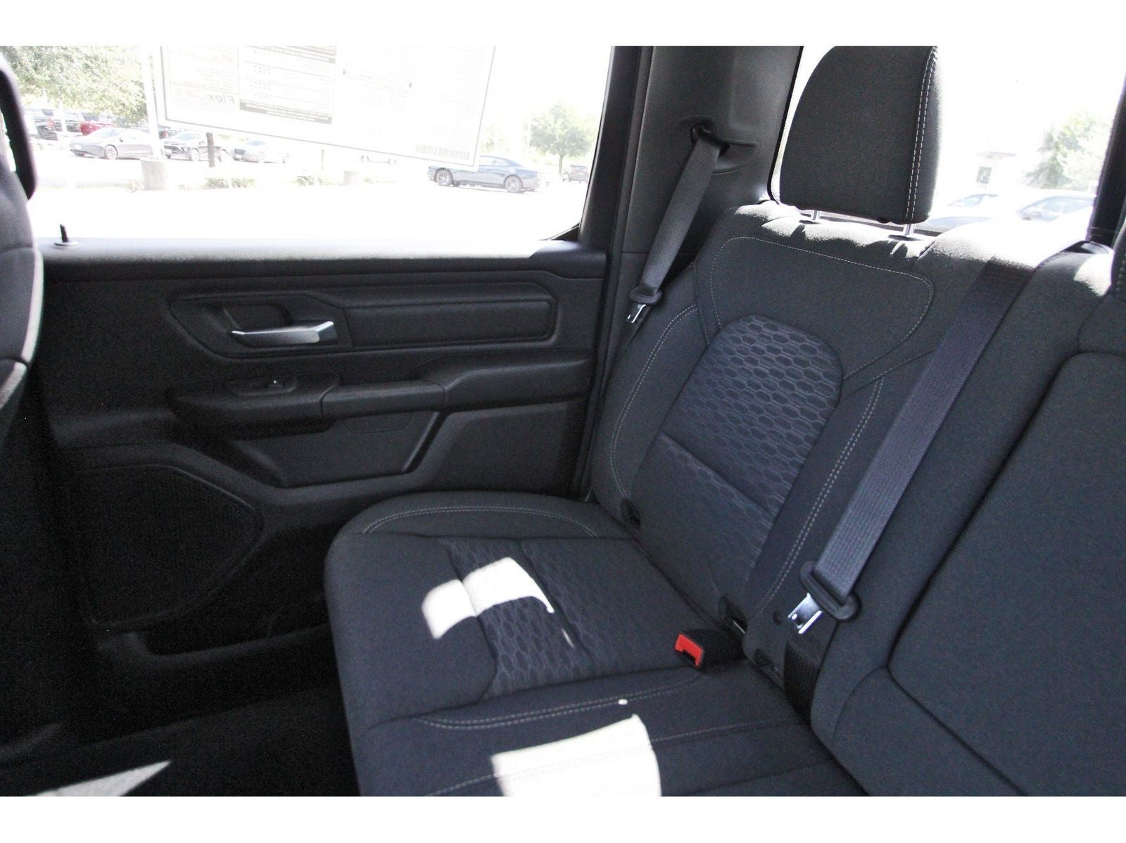 2026 RAM 1500 Express 4x2 Crew Cab 5'7" Box