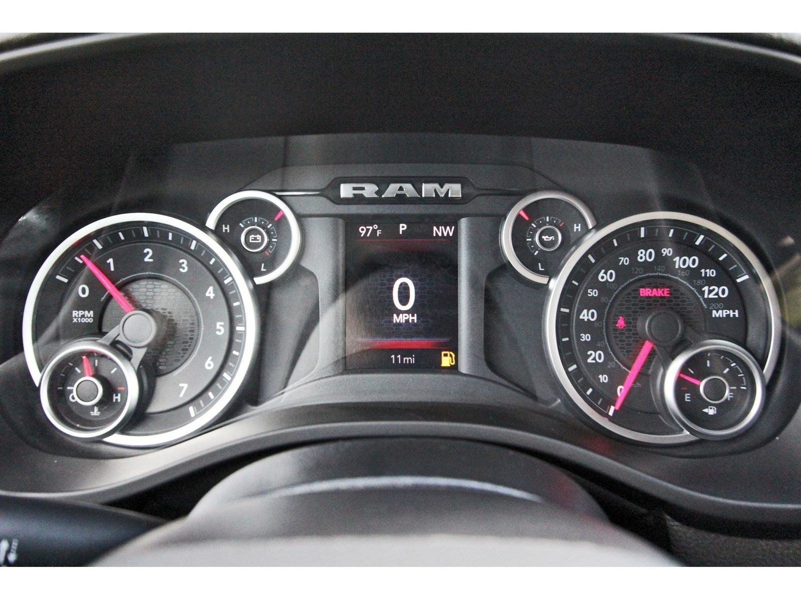 2026 RAM 1500 Express 4x2 Crew Cab 5'7" Box