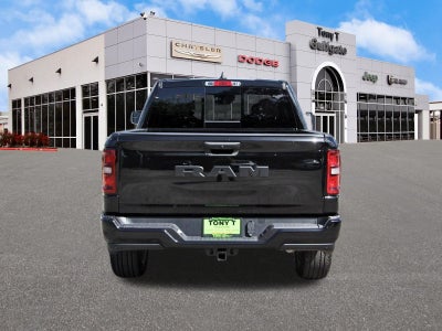 2026 RAM 1500 Express 4x2 Crew Cab 5'7" Box