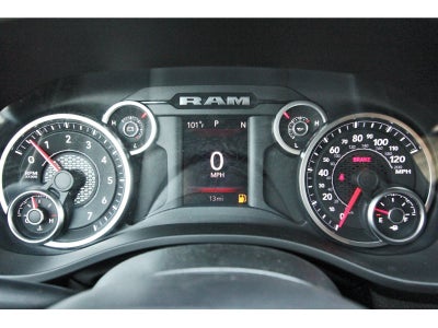 2027 RAM 1500 Express 4x2 Crew Cab 5'7" Box