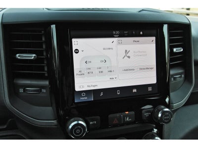 2027 RAM 1500 Express 4x2 Crew Cab 5'7" Box