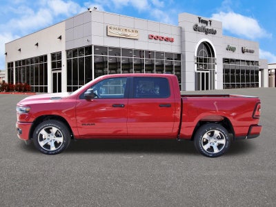 2027 RAM 1500 Express 4x2 Crew Cab 5'7" Box