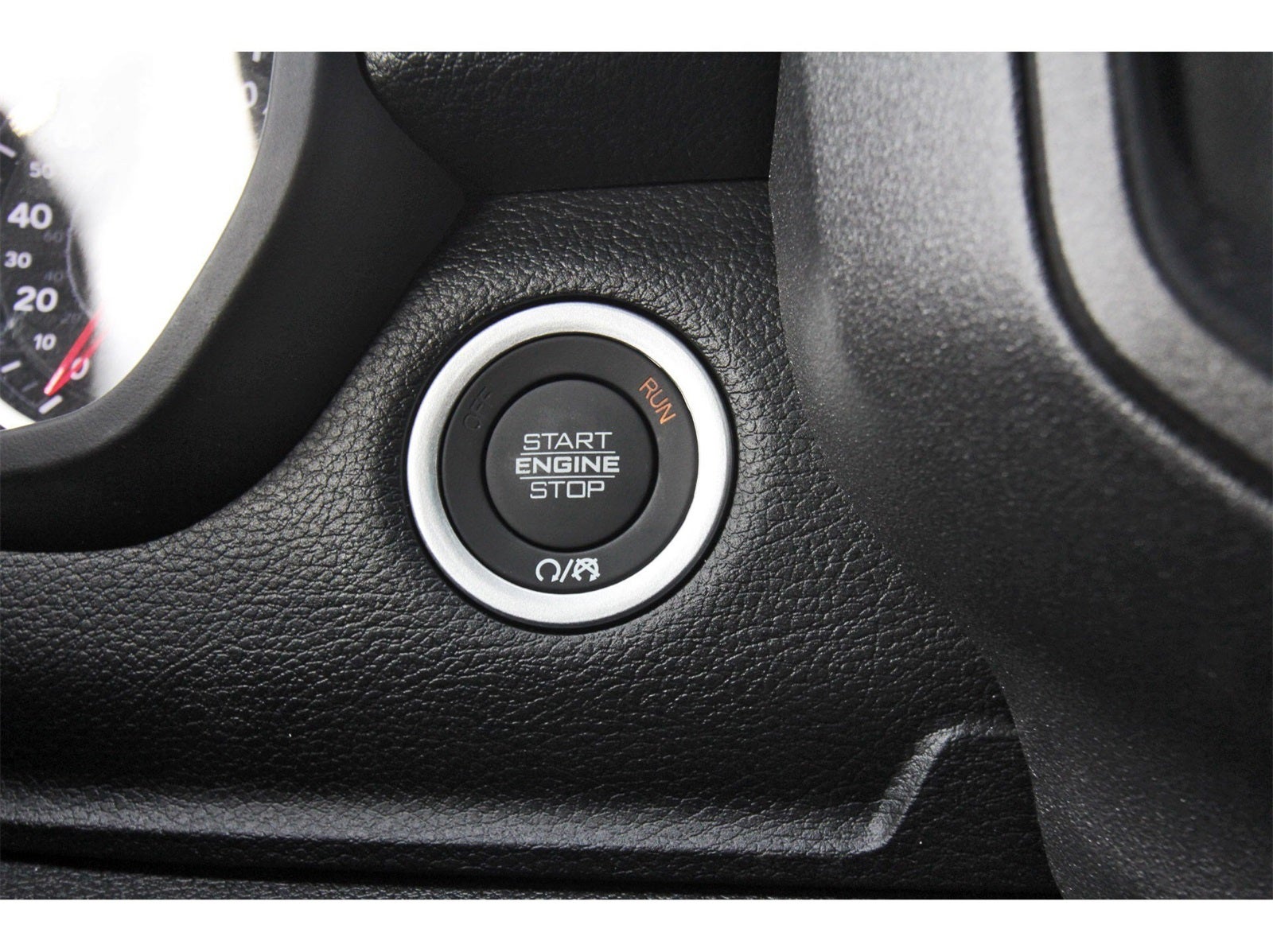 2026 RAM 1500 Tradesman 4x2 Crew Cab 5'7" Box