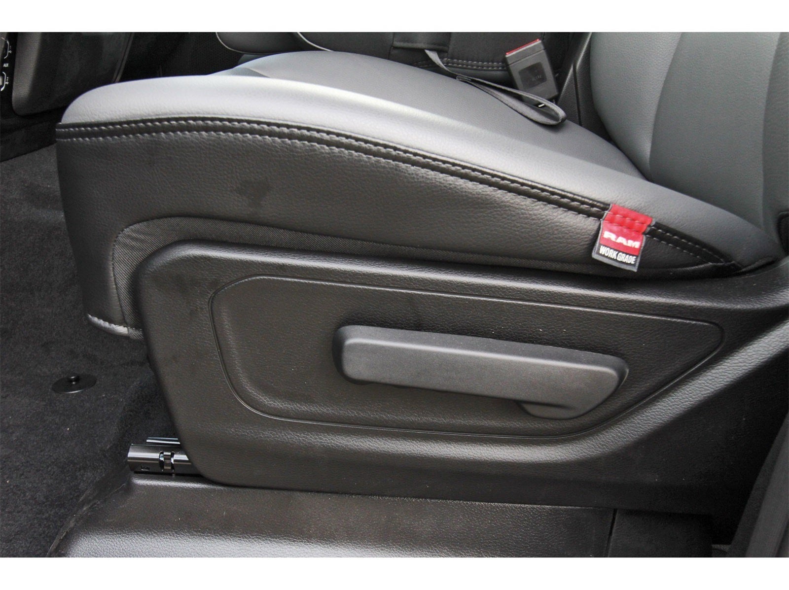 2026 RAM 1500 Tradesman 4x2 Crew Cab 5'7" Box