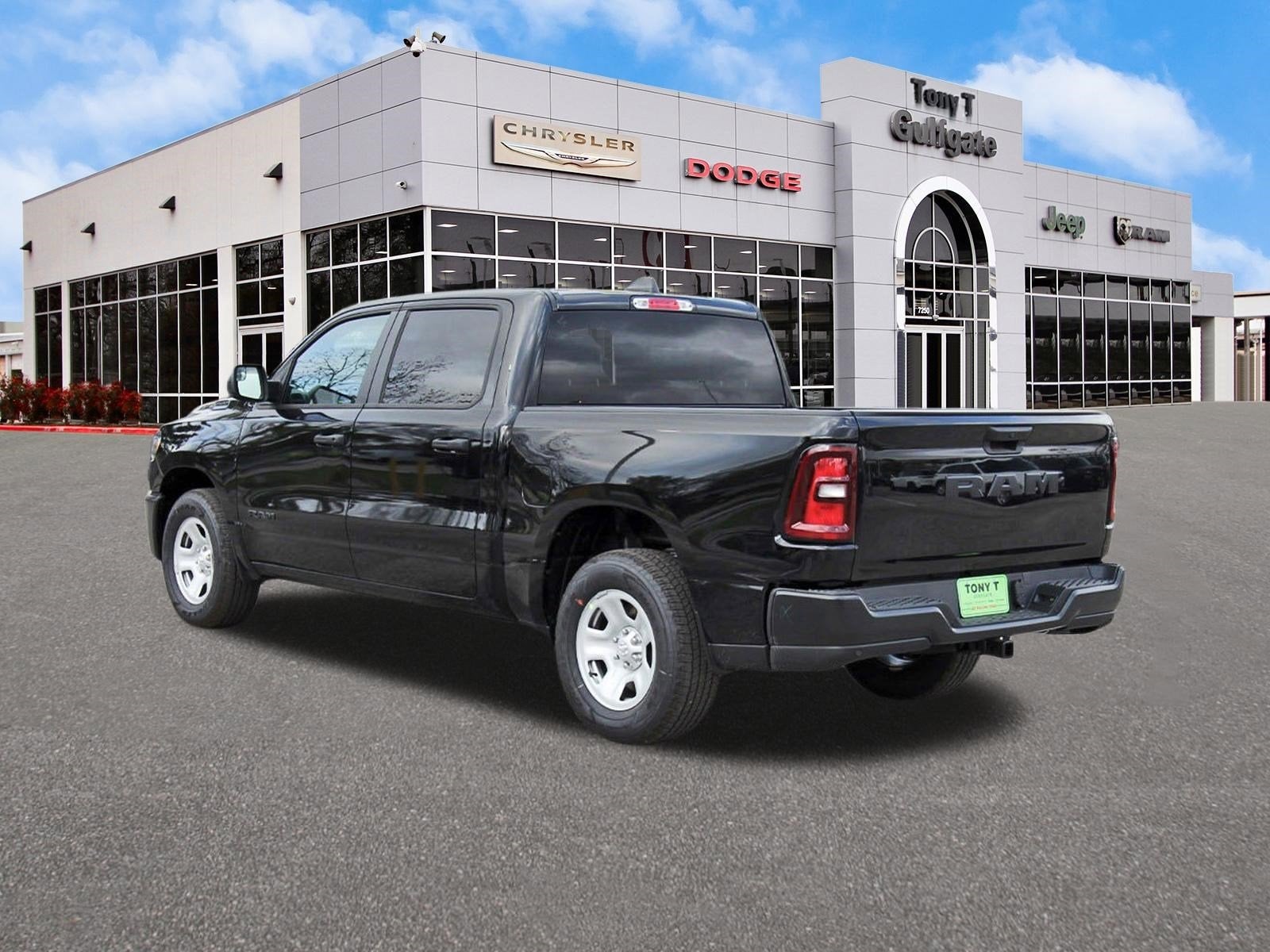 2026 RAM 1500 Tradesman 4x2 Crew Cab 5'7" Box