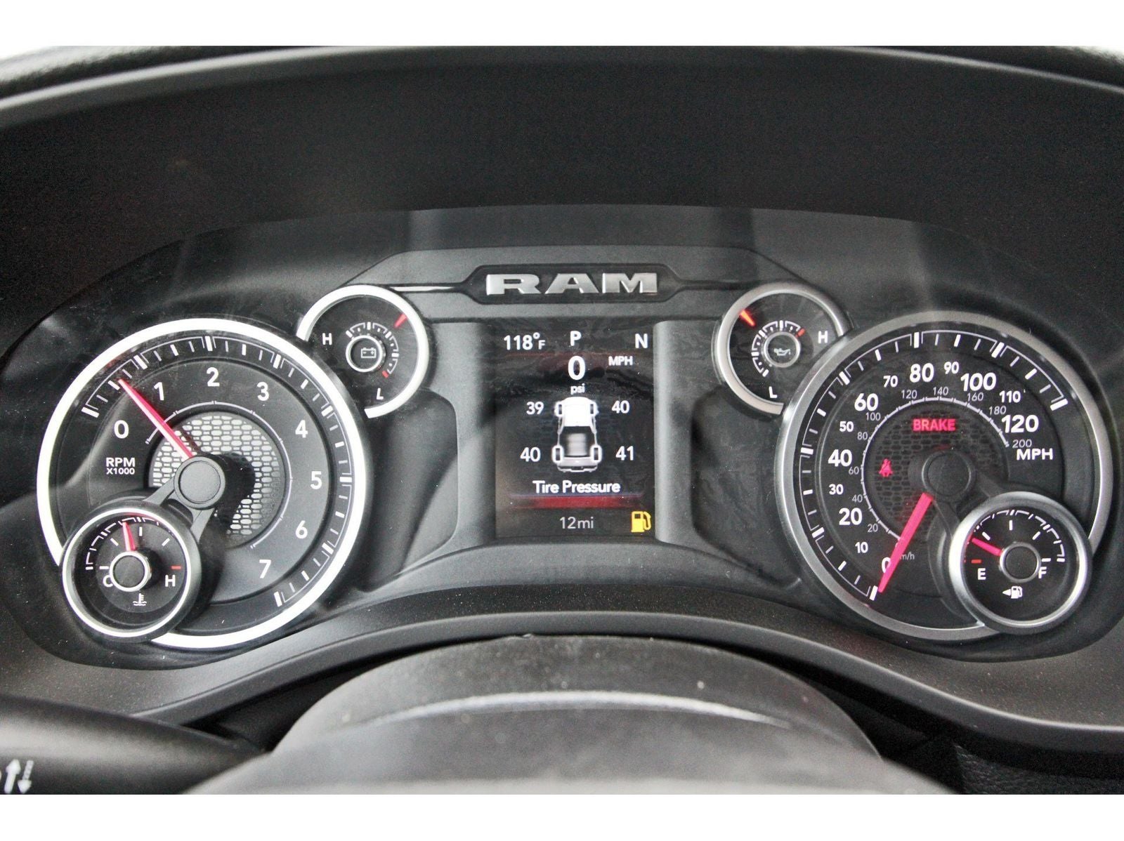 2026 RAM 1500 Tradesman 4x2 Crew Cab 5'7" Box