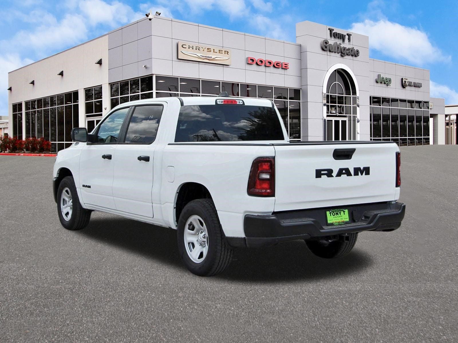 2026 RAM 1500 Tradesman 4x2 Crew Cab 5'7" Box
