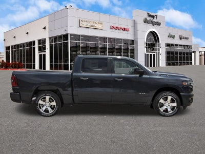 2026 RAM 1500 Express 4x2 Crew Cab 5'7" Box
