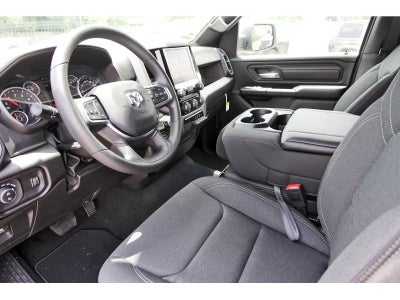 2026 RAM 1500 Express 4x2 Crew Cab 5'7" Box
