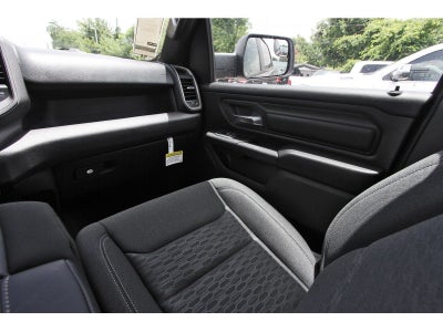 2026 RAM 1500 Express 4x2 Crew Cab 5'7" Box