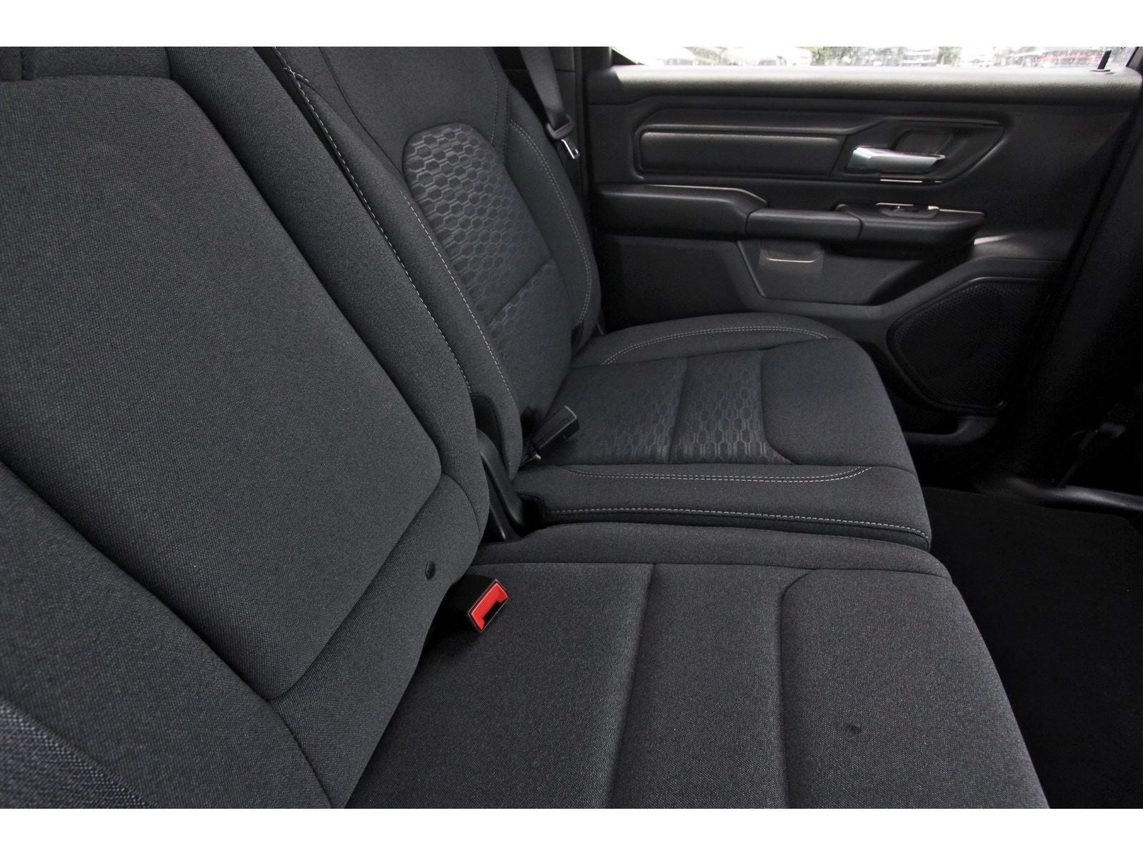 2026 RAM 1500 Express 4x2 Crew Cab 5'7" Box