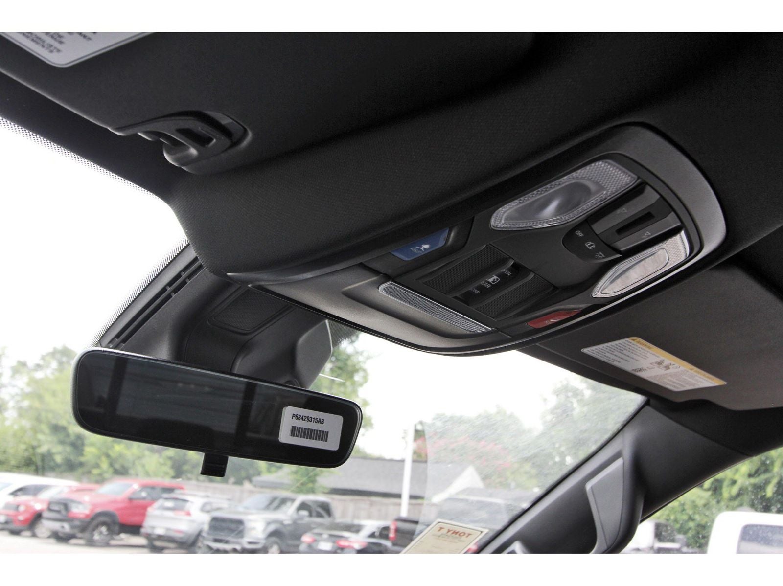 2026 RAM 1500 Express 4x2 Crew Cab 5'7" Box