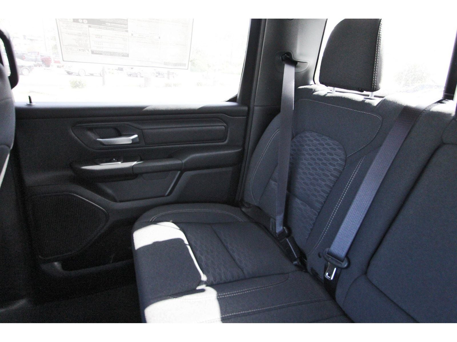 2026 RAM 1500 Express 4x2 Crew Cab 5'7" Box