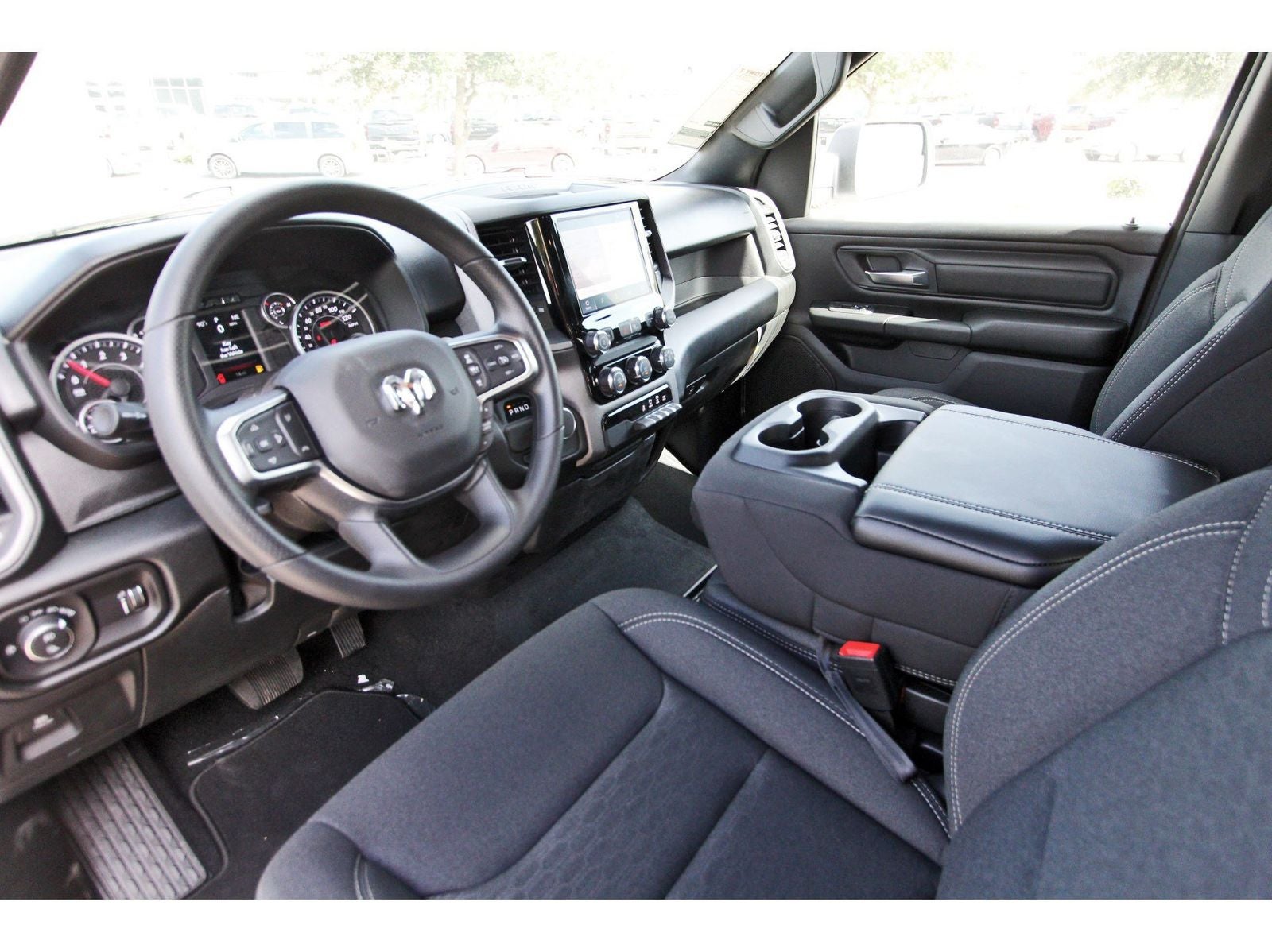 2026 RAM 1500 Express 4x2 Crew Cab 5'7" Box