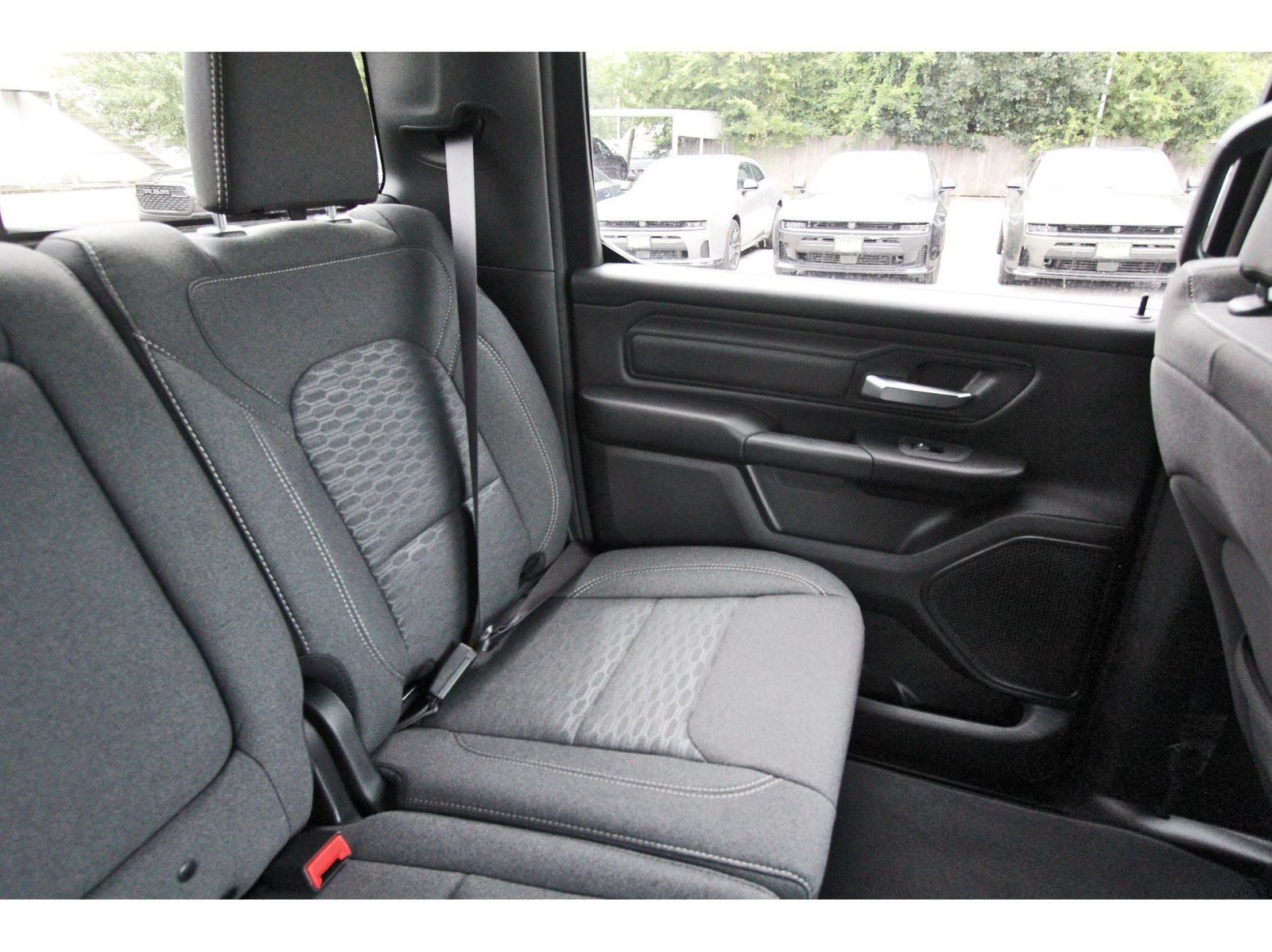 2026 RAM 1500 Express 4x2 Crew Cab 5'7" Box