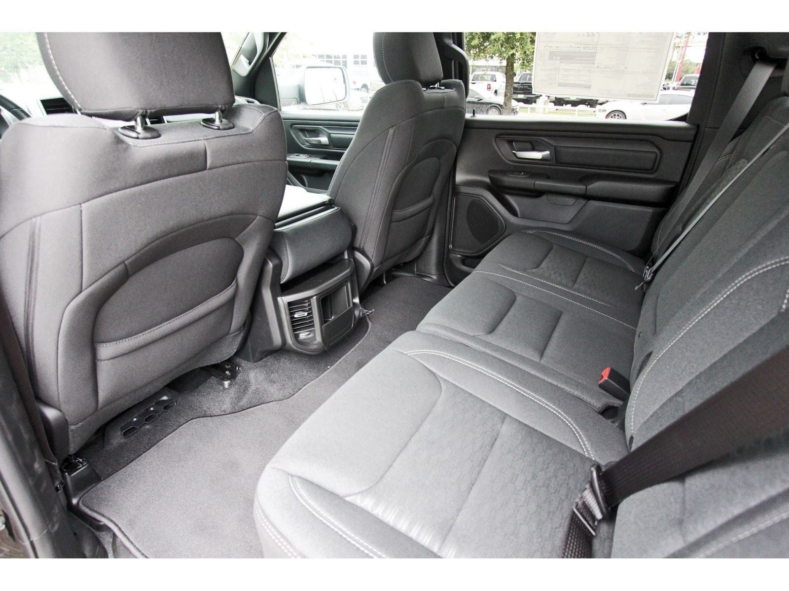 2026 RAM 1500 Express 4x2 Crew Cab 5'7" Box