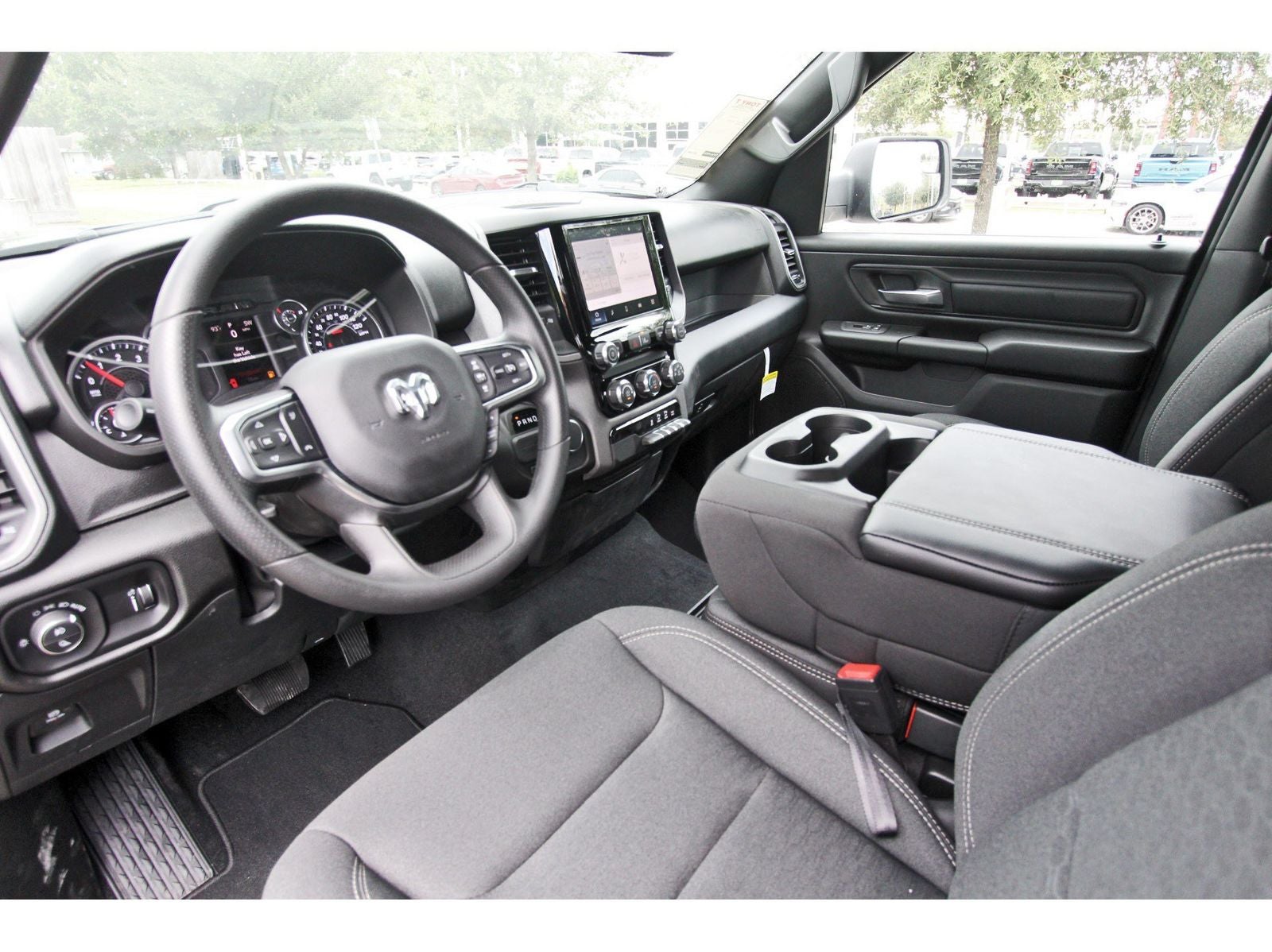 2026 RAM 1500 Express 4x2 Crew Cab 5'7" Box