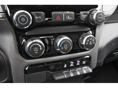 2026 RAM 1500 Express 4x2 Crew Cab 5'7" Box