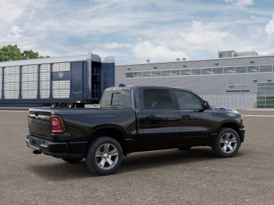 2026 RAM 1500 Express 4x2 Crew Cab 5'7" Box