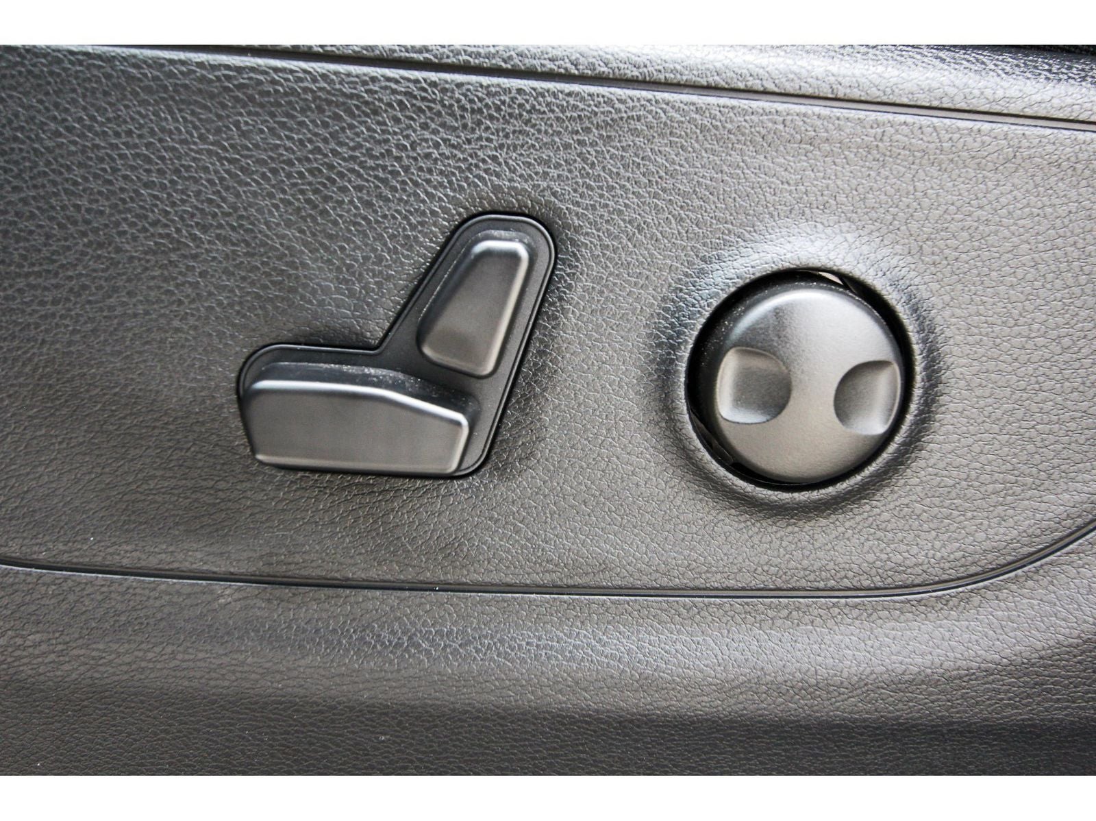 2026 RAM 1500 Big Horn/Lone Star Lone Star 4x4 Crew Cab 5'7" Box
