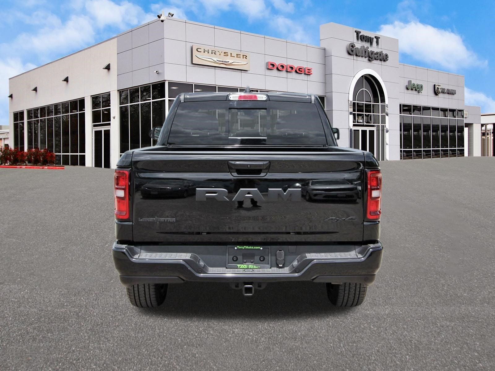 2026 RAM 1500 Big Horn/Lone Star Lone Star 4x4 Crew Cab 5'7" Box