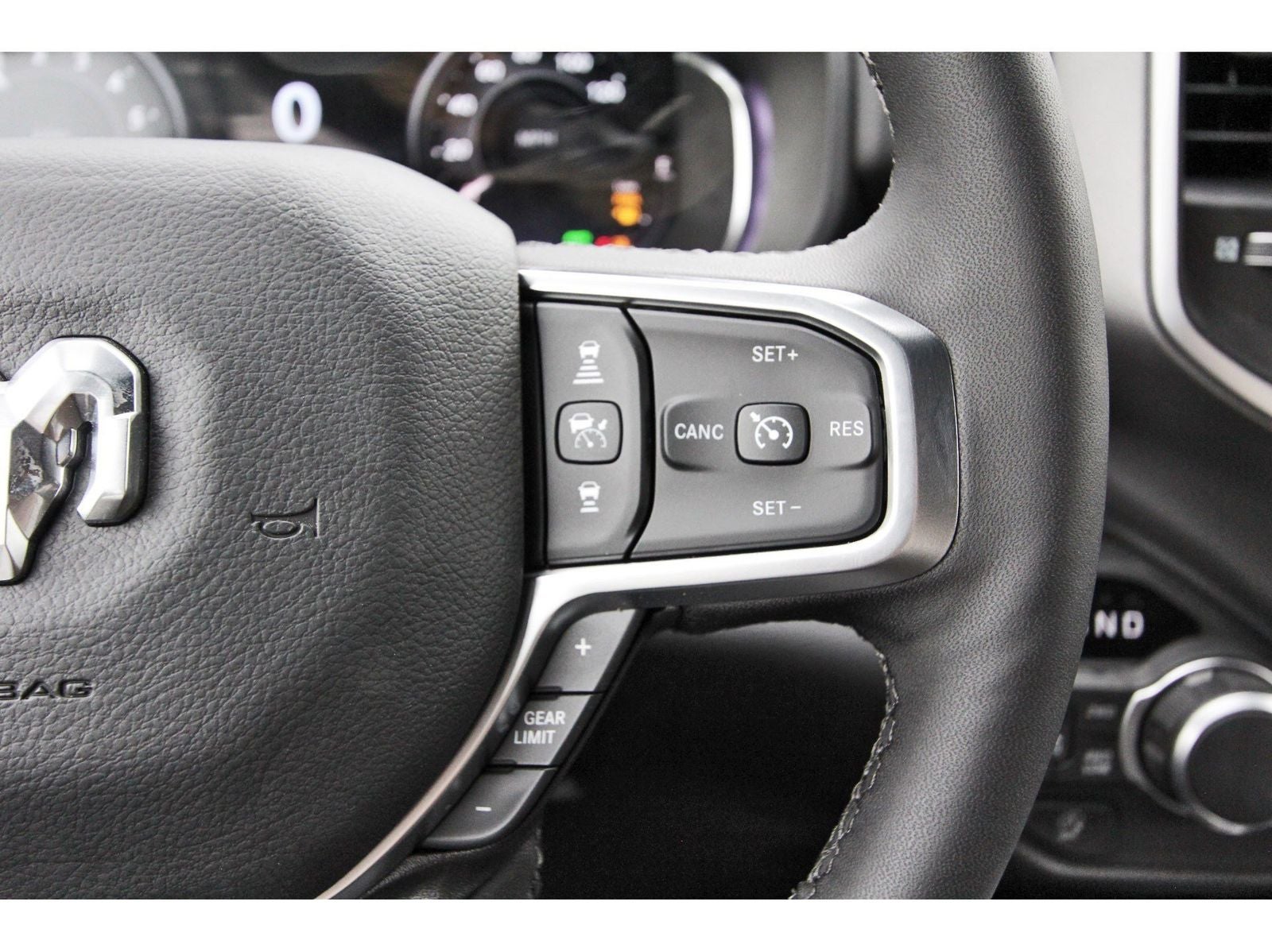2026 RAM 1500 Big Horn/Lone Star Lone Star 4x4 Crew Cab 5'7" Box