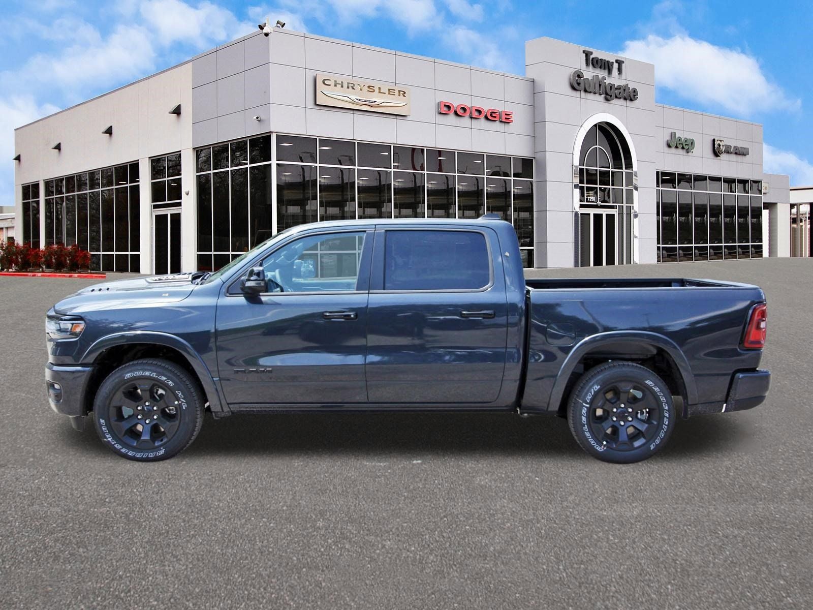 2026 RAM 1500 Big Horn/Lone Star Lone Star 4x4 Crew Cab 5'7" Box