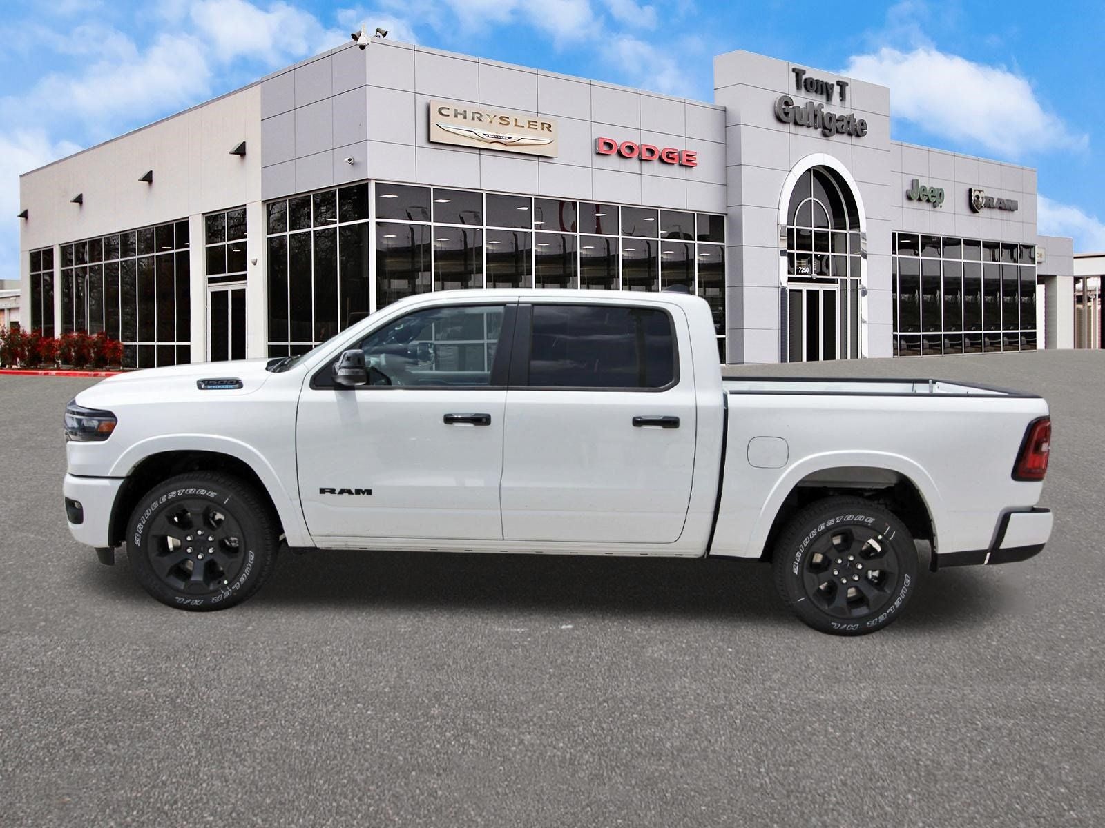 2026 RAM 1500 Big Horn/Lone Star Lone Star 4x4 Crew Cab 5'7" Box