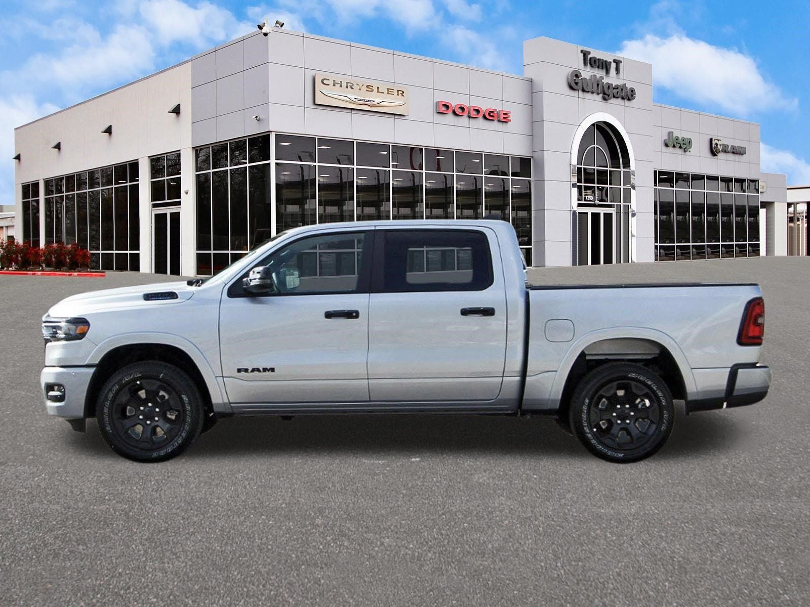2026 RAM 1500 Big Horn/Lone Star Lone Star 4x4 Crew Cab 5'7" Box
