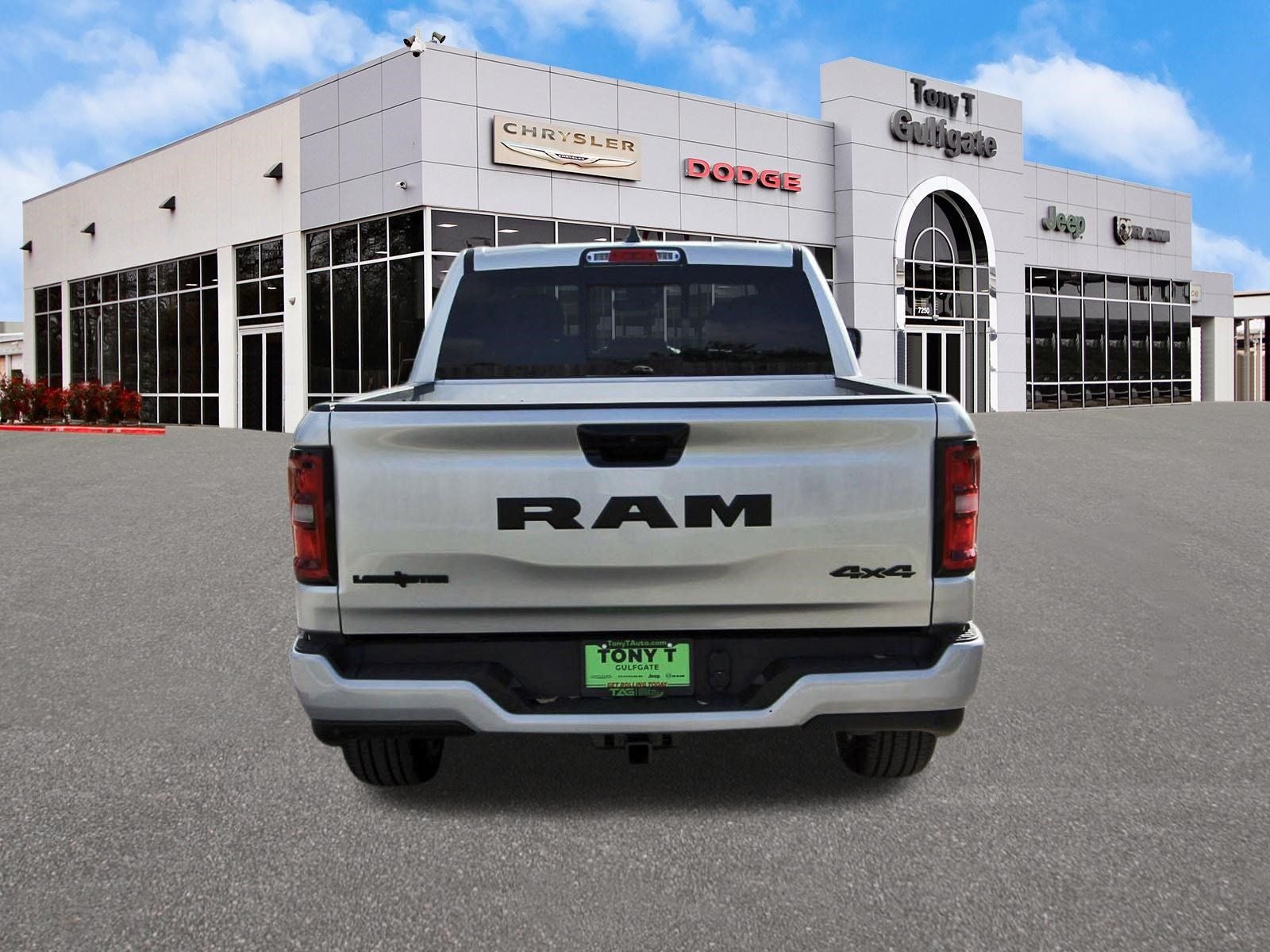 2026 RAM 1500 Big Horn/Lone Star Lone Star 4x4 Crew Cab 5'7" Box