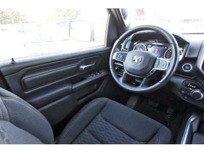 2026 RAM 1500 Express 4x4 Crew Cab 5'7" Box