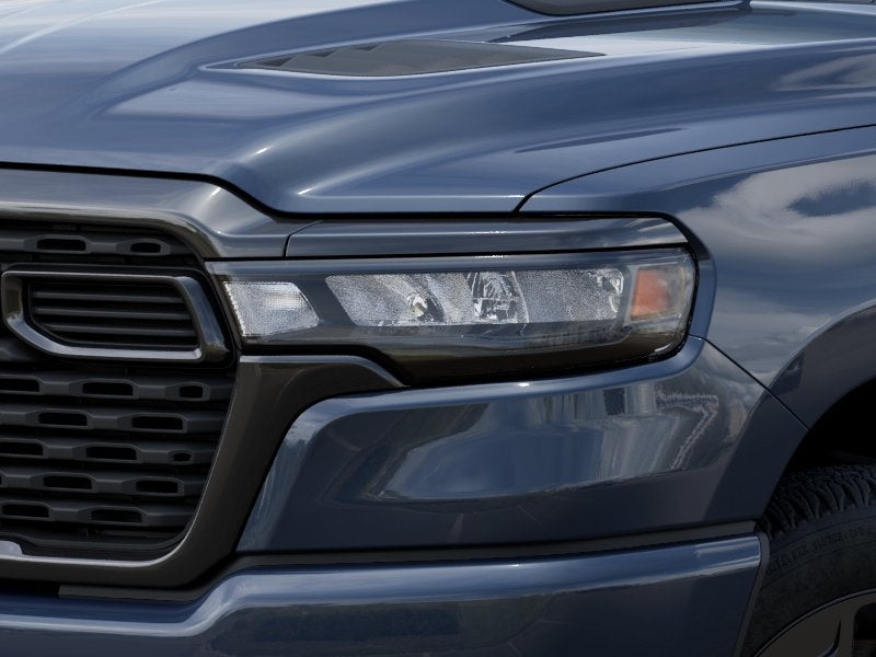 2027 RAM 1500 Express 4x4 Crew Cab 5'7" Box