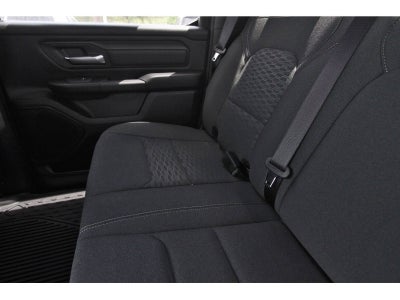 2026 RAM 1500 Express 4x4 Crew Cab 5'7" Box