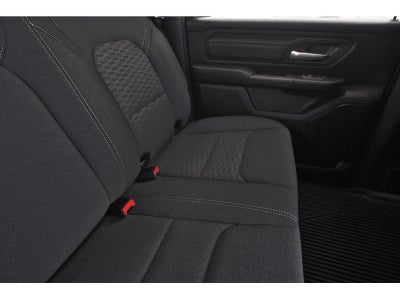2026 RAM 1500 Express 4x4 Crew Cab 5'7" Box