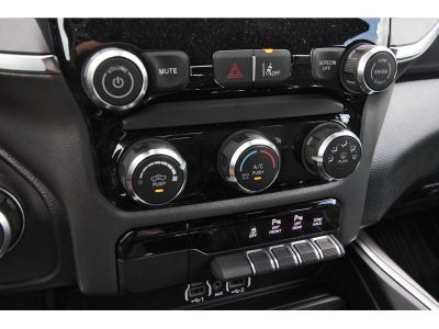 2026 RAM 1500 Express 4x4 Crew Cab 5'7" Box
