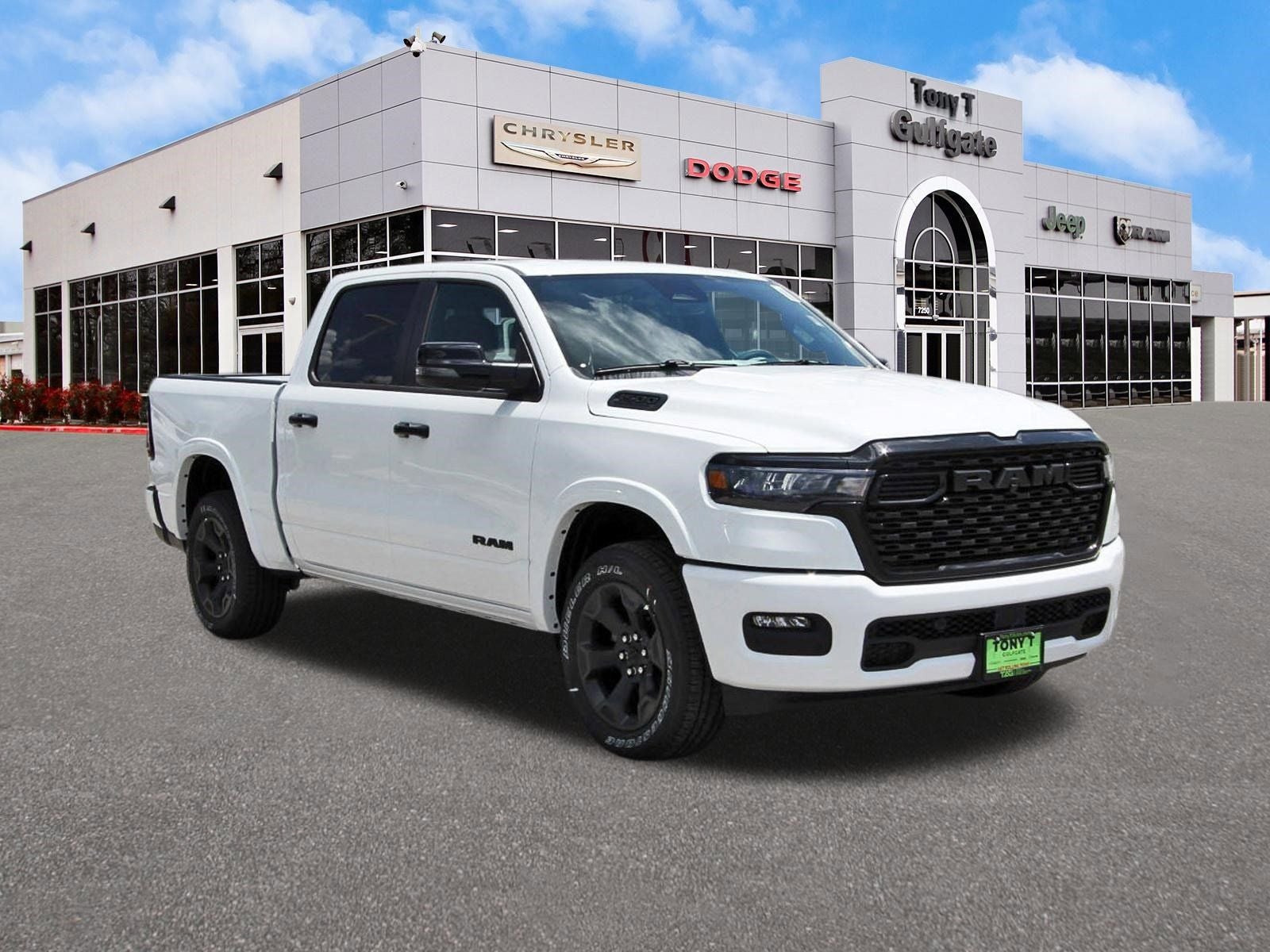 2026 RAM 1500 Big Horn/Lone Star Lone Star 4x4 Crew Cab 5'7" Box