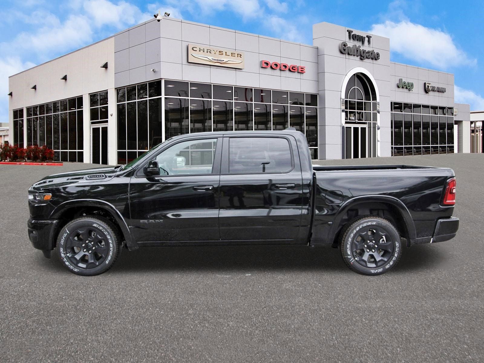 2026 RAM 1500 Big Horn/Lone Star Lone Star 4x4 Crew Cab 5'7" Box