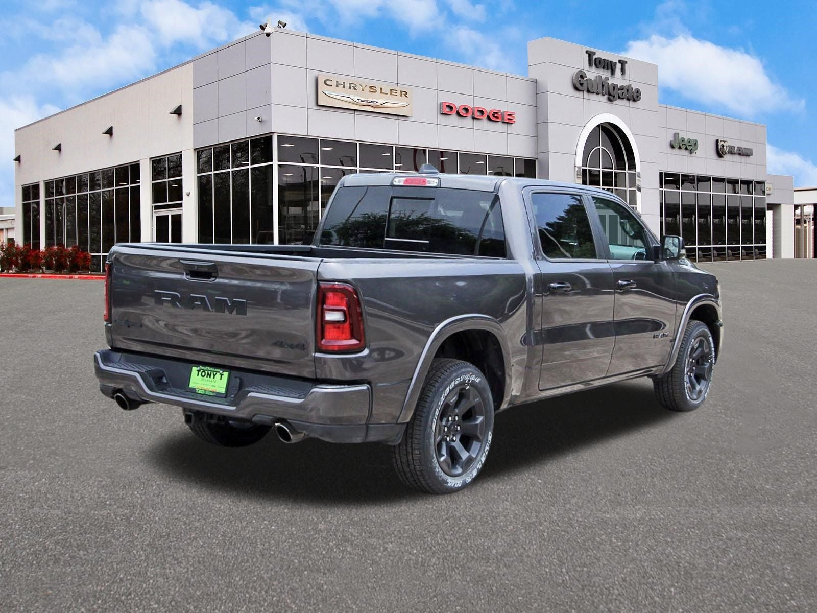 2026 RAM 1500 Big Horn/Lone Star Lone Star 4x4 Crew Cab 5'7" Box