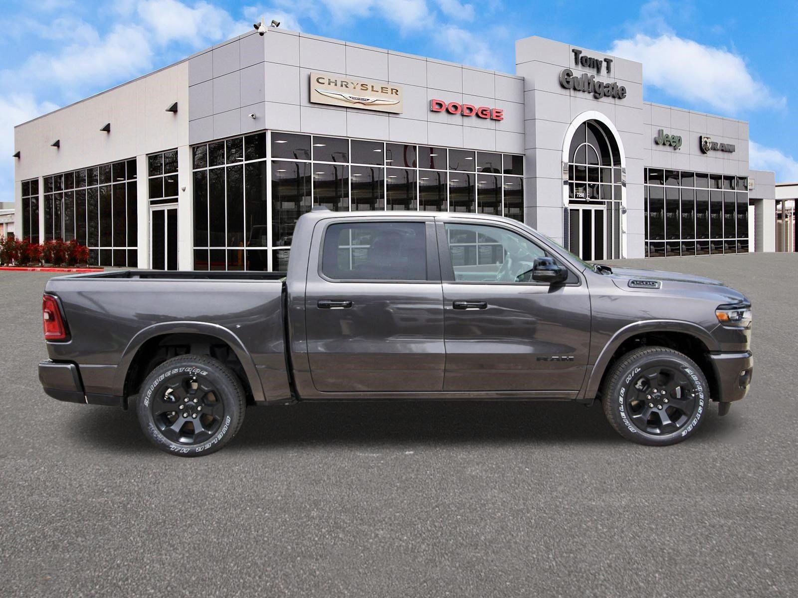 2026 RAM 1500 Big Horn/Lone Star Lone Star 4x4 Crew Cab 5'7" Box