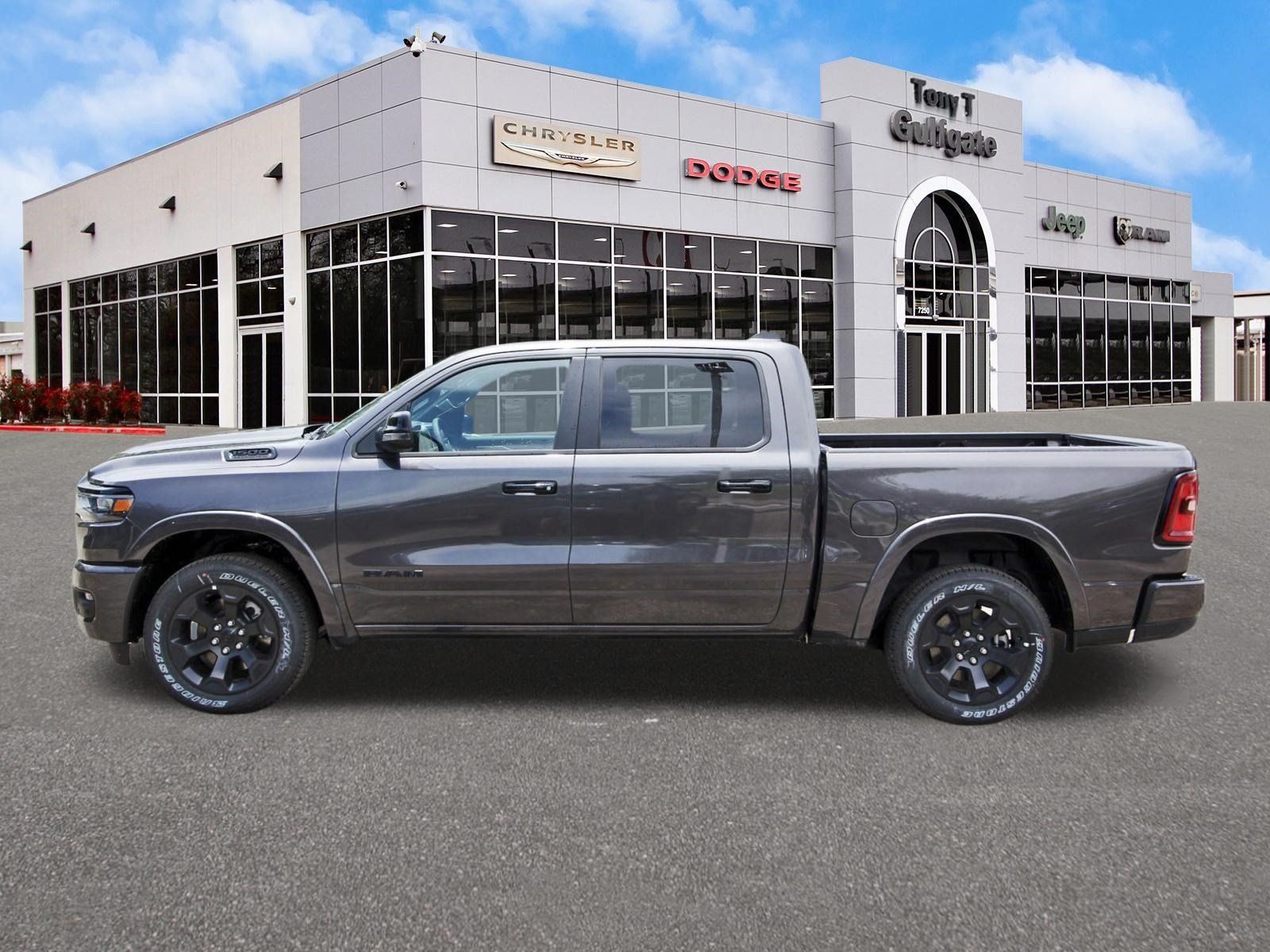 2026 RAM 1500 Big Horn/Lone Star Lone Star 4x4 Crew Cab 5'7" Box