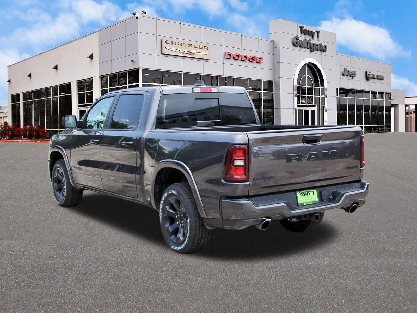 2026 RAM 1500 Big Horn/Lone Star Lone Star 4x4 Crew Cab 5'7" Box