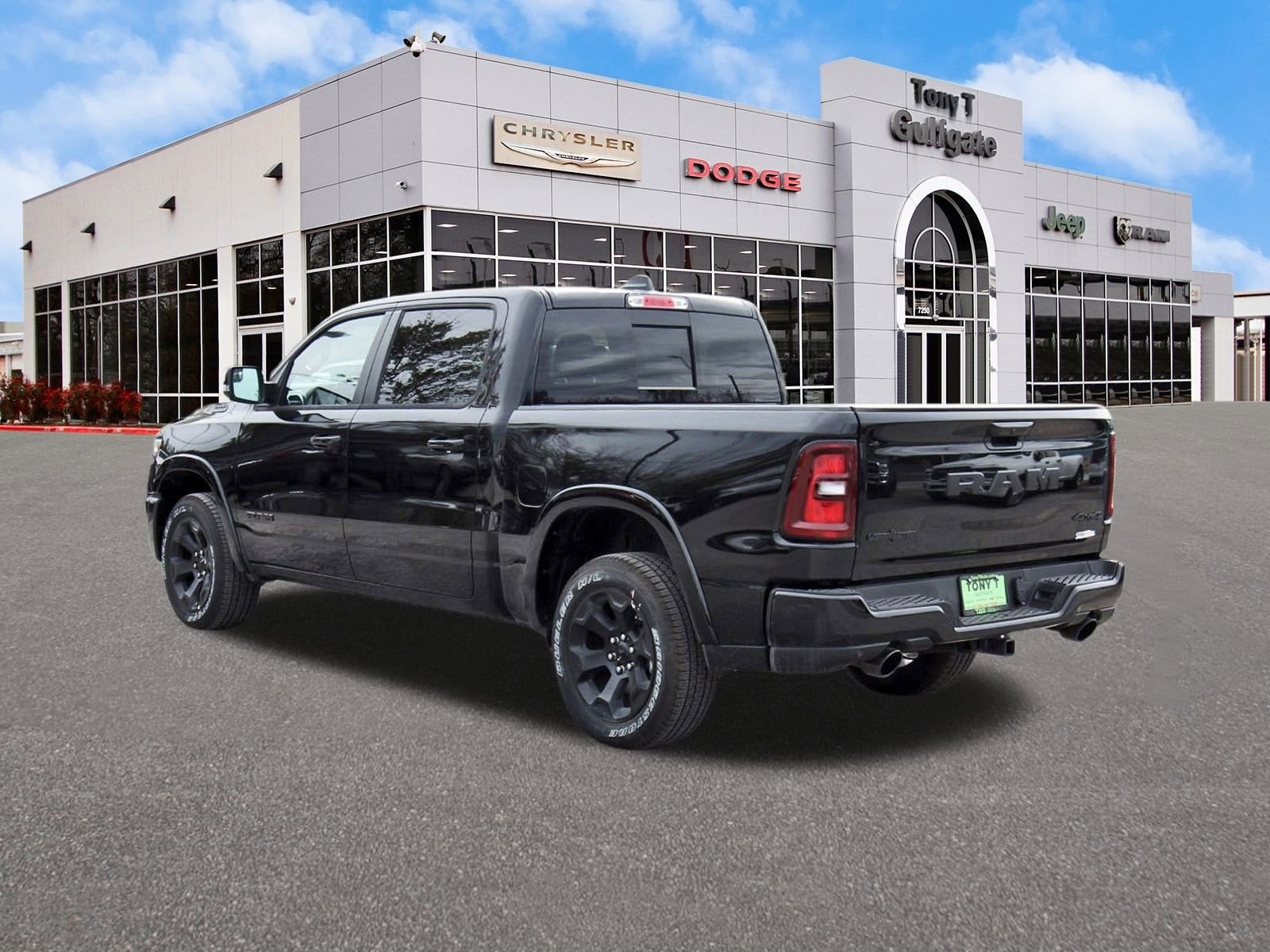 2026 RAM 1500 Big Horn/Lone Star Lone Star 4x4 Crew Cab 5'7" Box