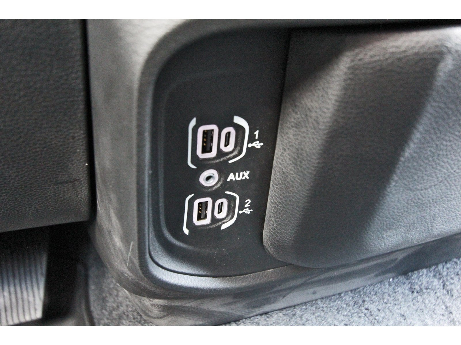 2026 RAM 1500 Warlock 4x4 Crew Cab 5'7" Box